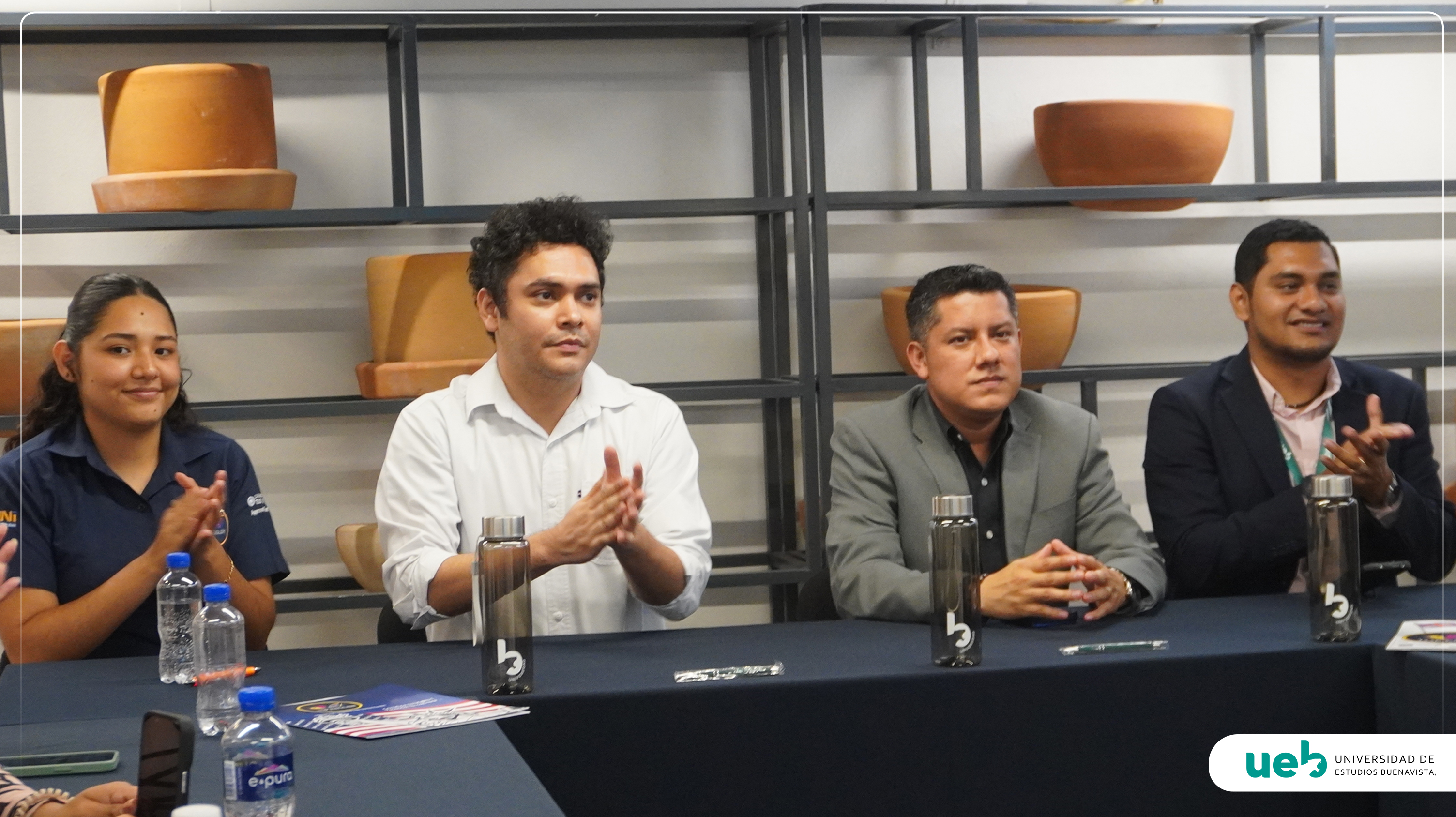 Convenio - Top English